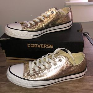 Gold converse